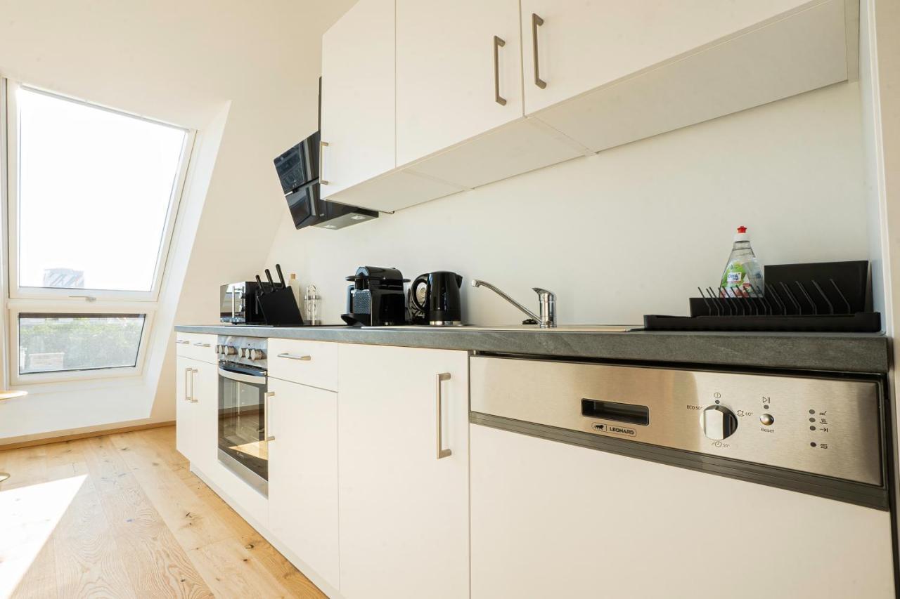 Orestaliving - Penthouse With Designer Renovation Apartament