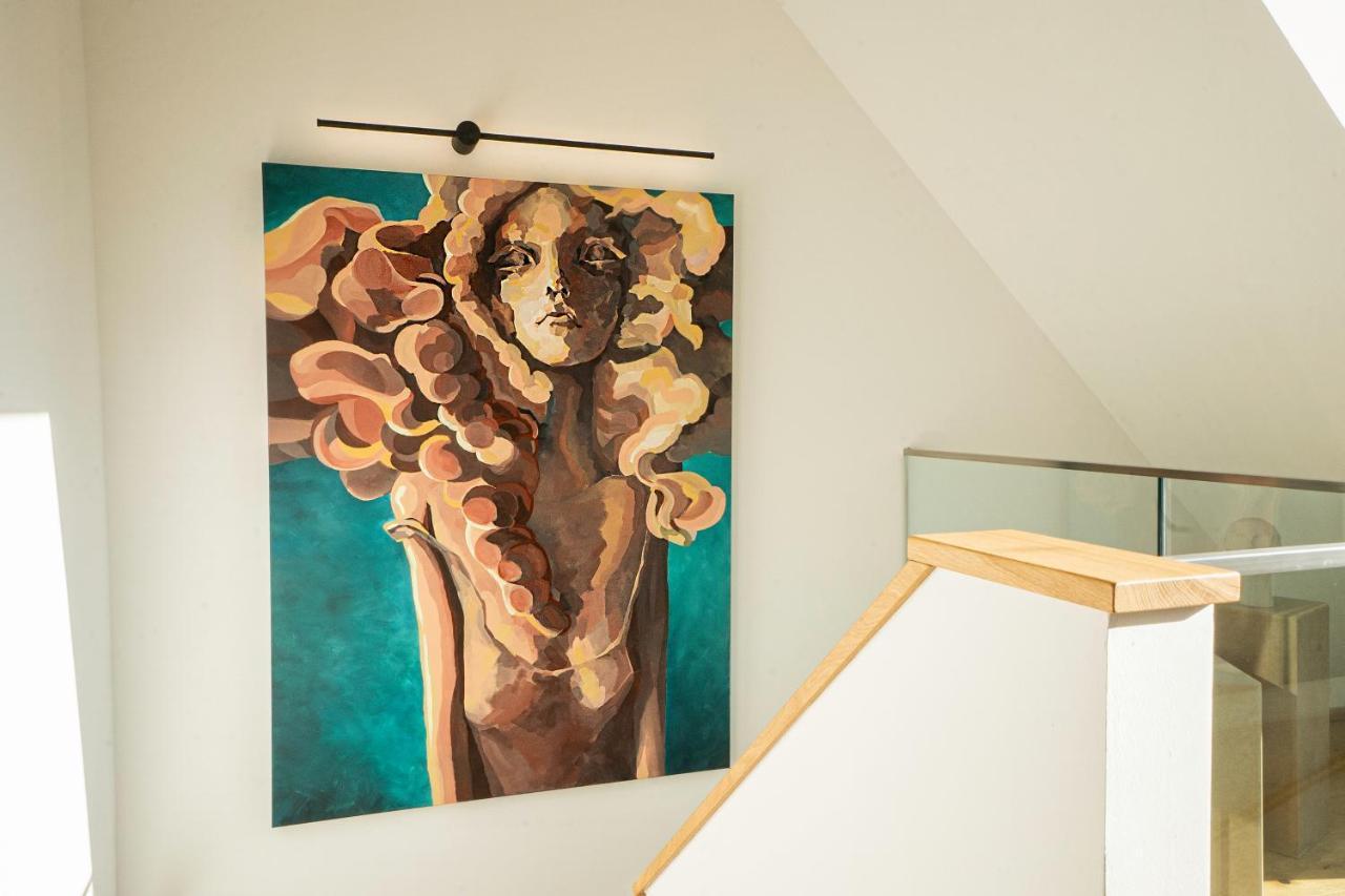 Orestaliving - Penthouse With Designer Renovation Apartamento *